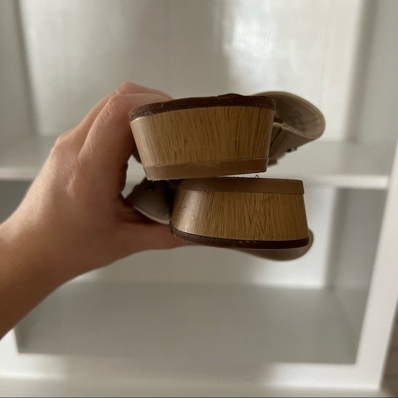 DV Dolce Vita Studded Criss Cross Strap Open Toe Slip On sandals - Picture 7 of 8